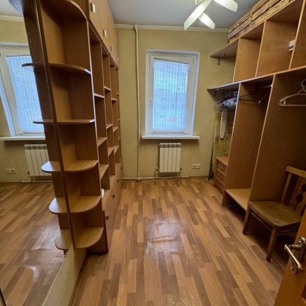 Фото Продам 4-х комнатную кваpтиру ул. Энри Барбюса