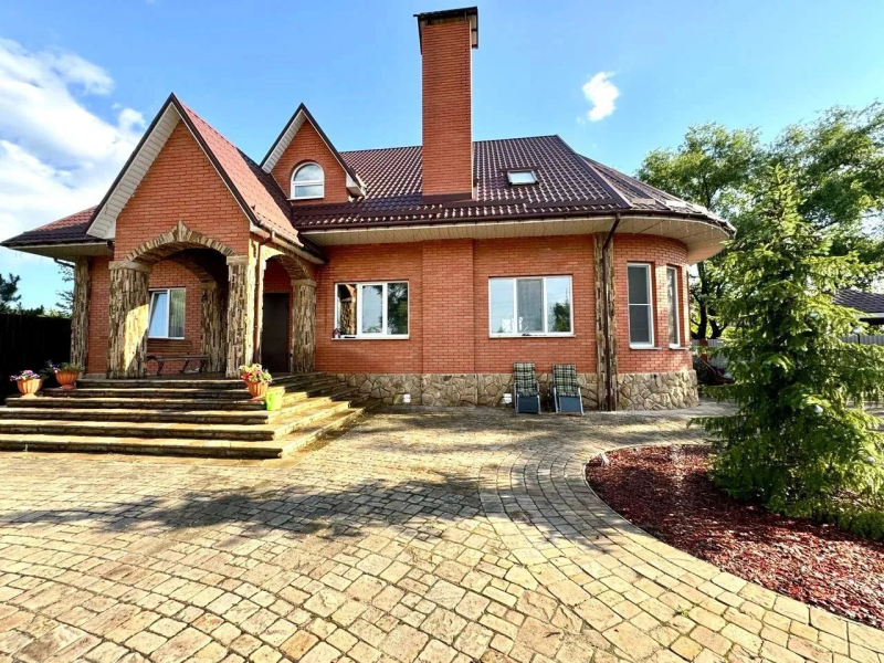 Продаётся дом, 367 м²