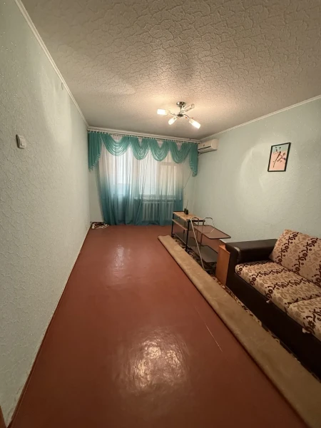 Фото Продаётся 2-комнатная квартира в городе Стаханов, ул. Космическая, д. 14.