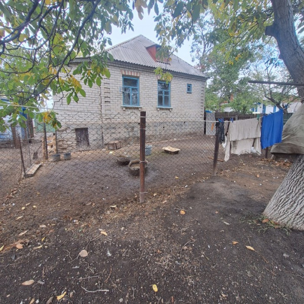 Фото Продам дом в городе Луганск поселок Тепличное