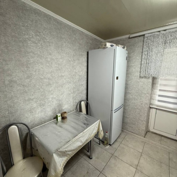 Фото Продам 1-комн квартиру на кв. Заречный