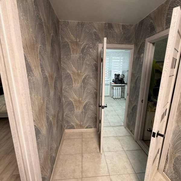 Фото Продам 1-комн квартиру на кв. Заречный