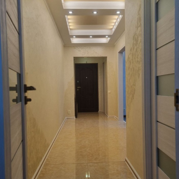 Фото Продам 3-х комнатную квартиру кв. Волкова