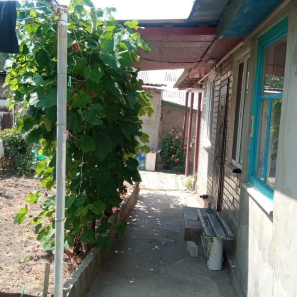 Фото Продам 2-х комн квартиру в городе Луганск улица 2-Мирная