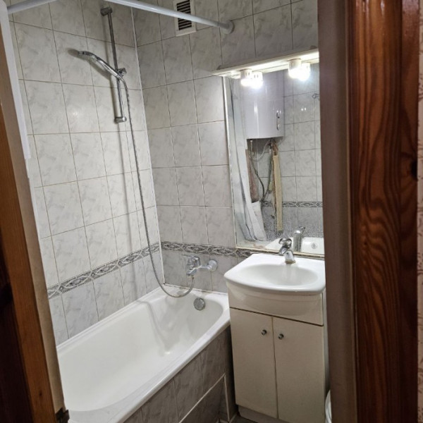 Продам 2х комнатную квартиру г. Луганск, кв. Шевченко