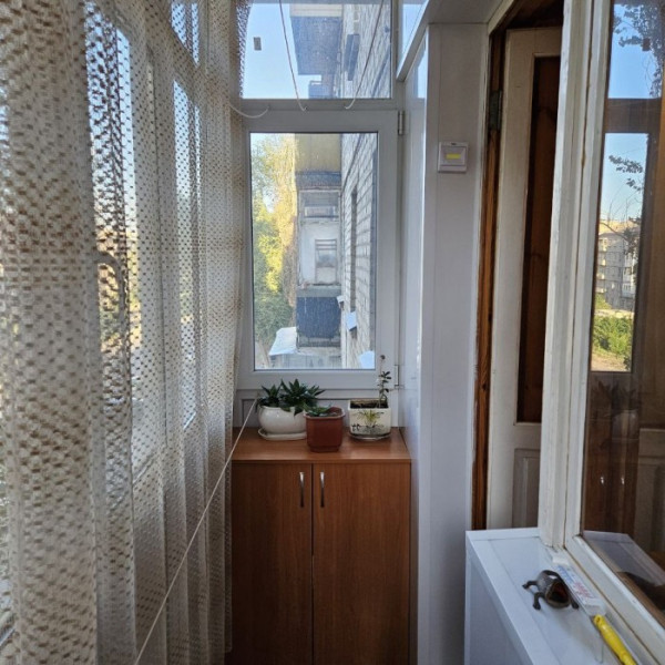 Фото Продам 2х комнатную квартиру г. Луганск, кв. Шевченко