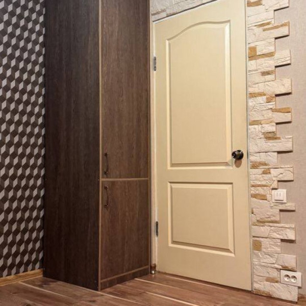 Фото Продам 2 х комнатную квартиру кВ Солнечный 1/5 этаж