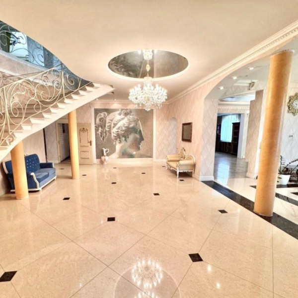 Фото Продам Дом 515м2 п. Видный рн. Конно спортивной школы