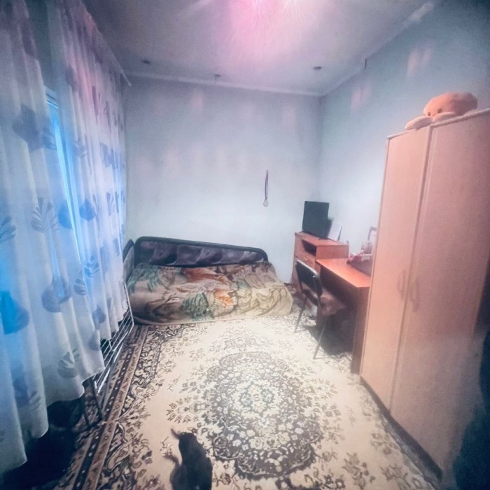 Фото Продам в хорошие руки добротный дом по улице Войкова, р-н остановки Братьев Маховых ( нижний Камброд).