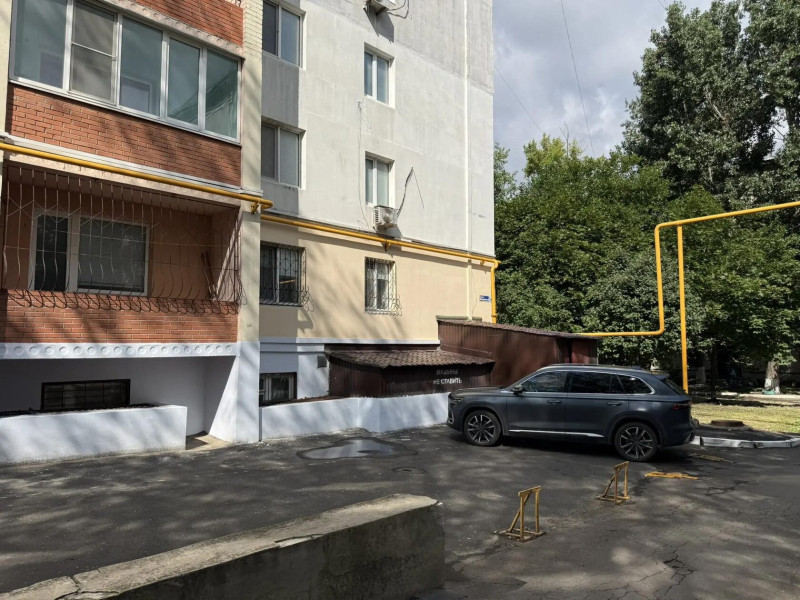 Продам нежилое помещение свободного назначения, кв. Молодежный!