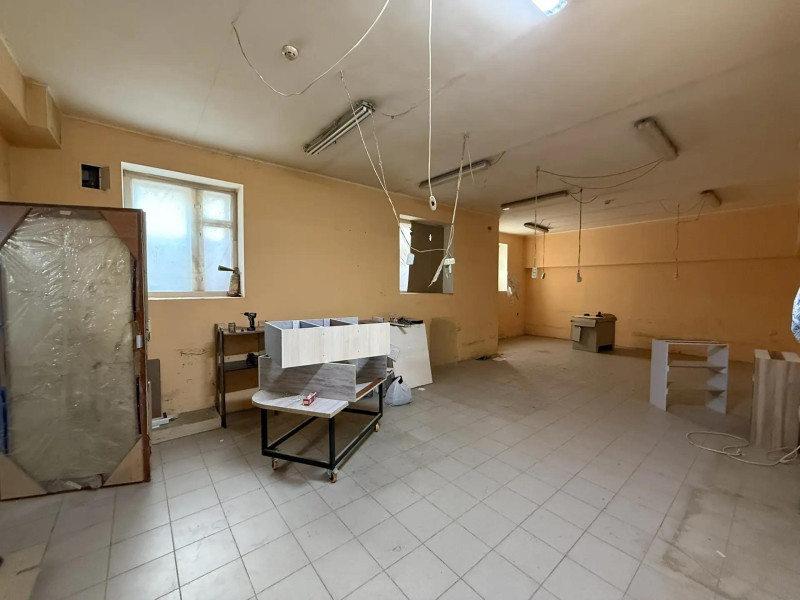 Фото Продам нежилое помещение свободного назначения, кв. Молодежный!
