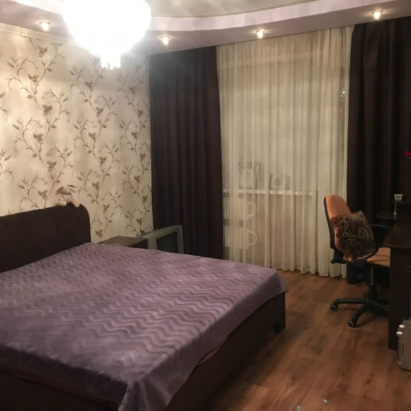 Фото Продам двухкомнатную квартиру, кв. Ольховский