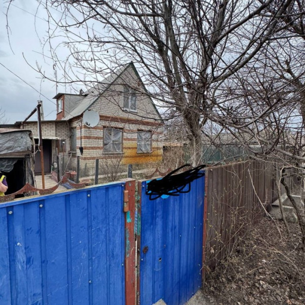 Продается двухэтажный дом, в Станично-Луганском районе, с. Макарово