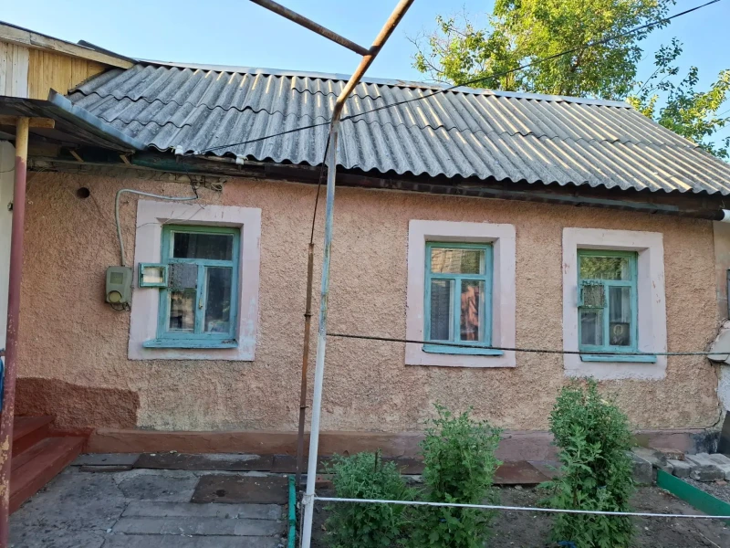 Фото Дом с флигелем Красный Яр