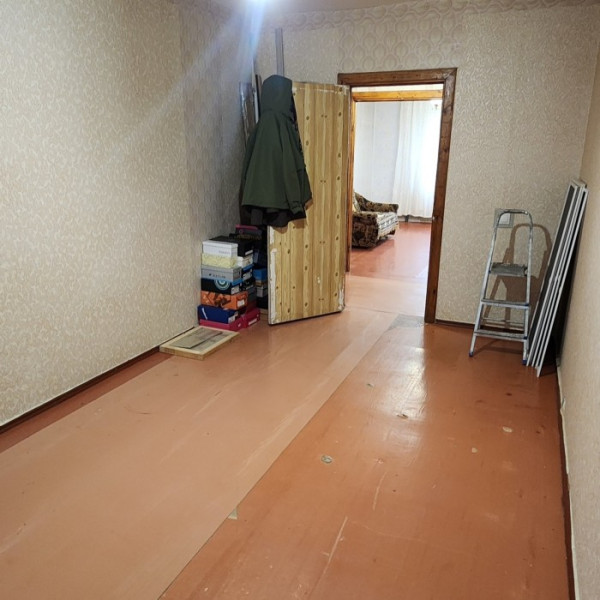 Фото Продам 4-х комн квартиру с АО в городе Луганск улица Победоносная