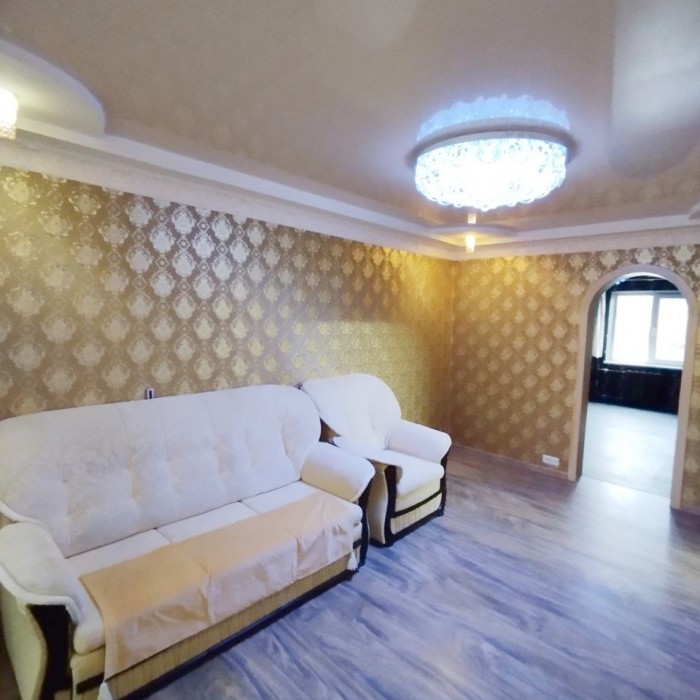 Фото Продам 2-х комнатную квартиру на кв. Комарова
