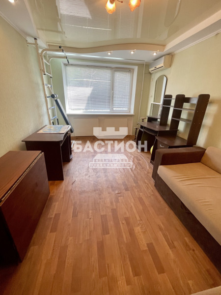 Фото 2-комнатная квартира, квартал 50-летия Октября, 32, ID: 1917468