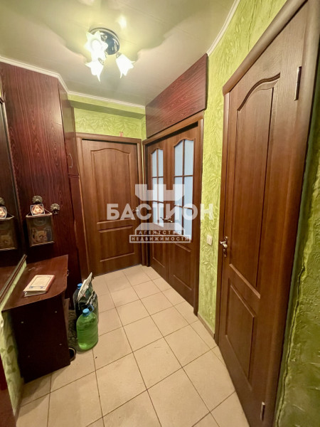Фото 2-комнатная квартира, квартал 50-летия Октября, 32, ID: 1917468