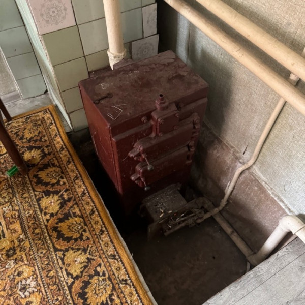 Фото Продам флигель в г.Луганск район 11-й поликлиники