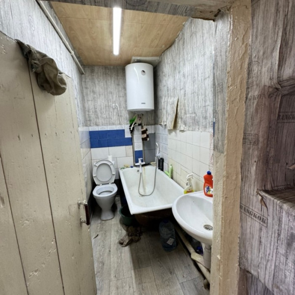 Фото Продам флигель в г.Луганск район 11-й поликлиники