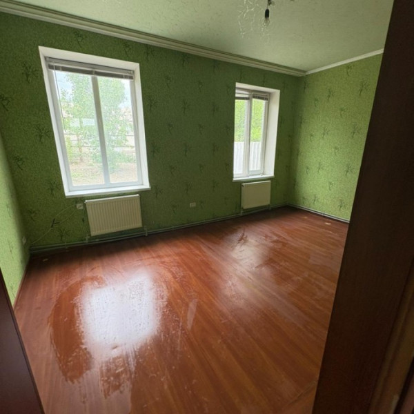 Фото Продам квартиру в городе Луганск поселок Тепличное