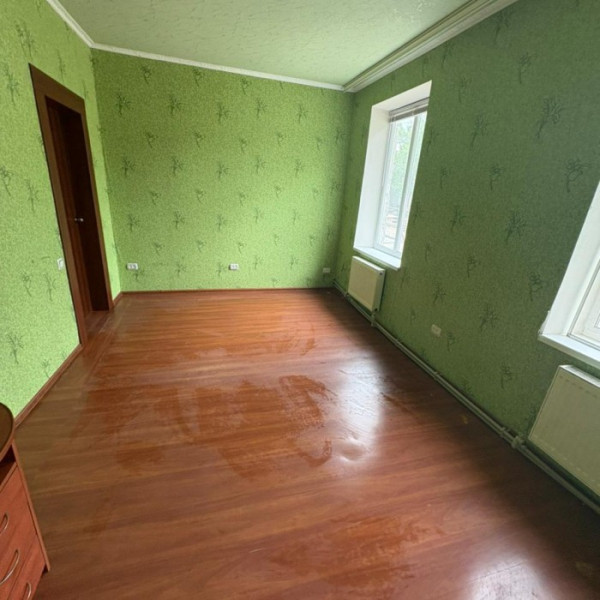 Фото Продам квартиру в городе Луганск поселок Тепличное