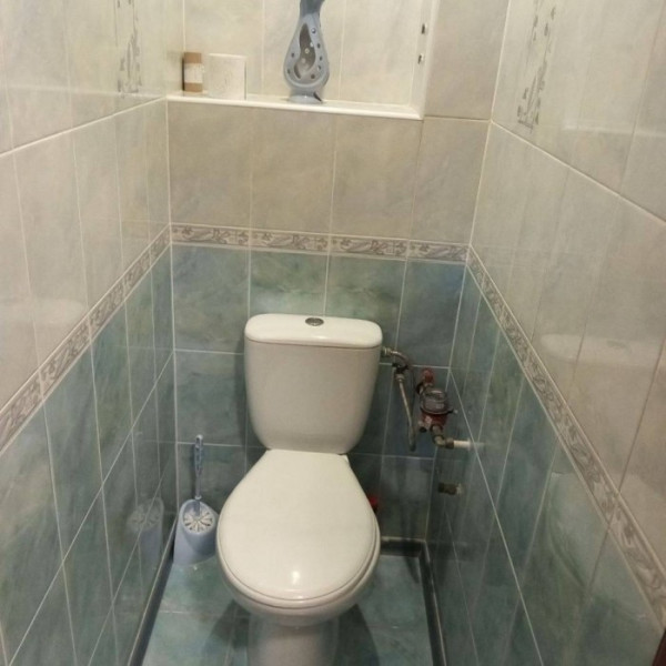 Фото Продам 2-комн квартиру в г. Луганск п. Юбилейный кв. Шахтерский