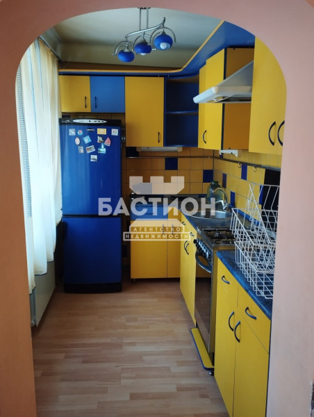 Фото 3-х комнатная квартира, квартал Ватутина 15 , ID:2046010