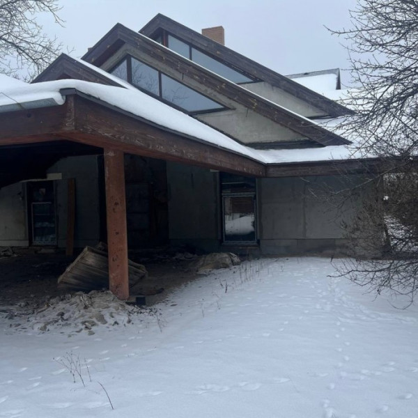 Фото Продам 2-х этажный дом в Центре города Луганск