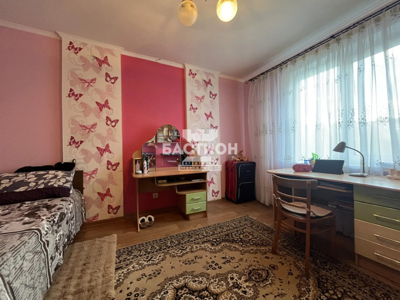 Фото 2-комнатная квартира, квартал Героев Сталинграда, 3 ID:2147147