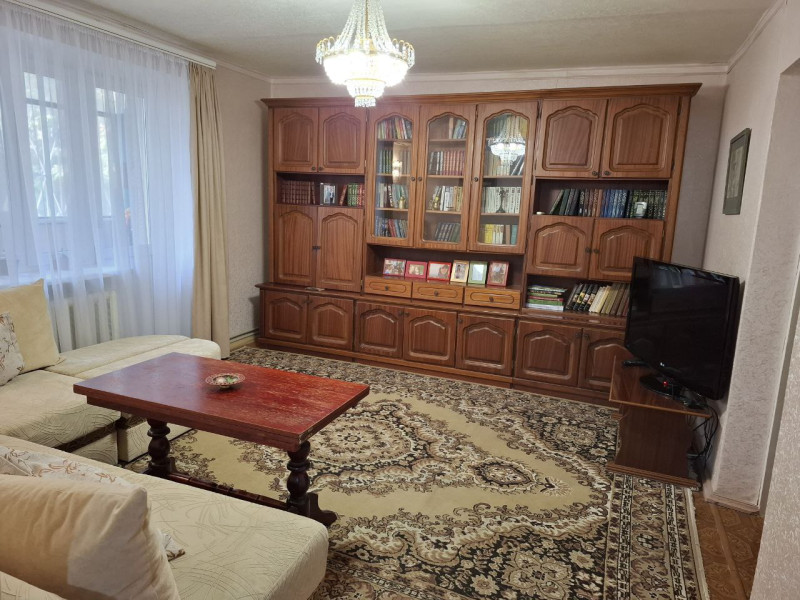 4-х комнатная квартира Городок Пархоменко