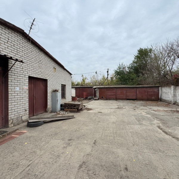 Фото Продам-Сдам помещение в городе Луганск 9-й Лутугинский проезд