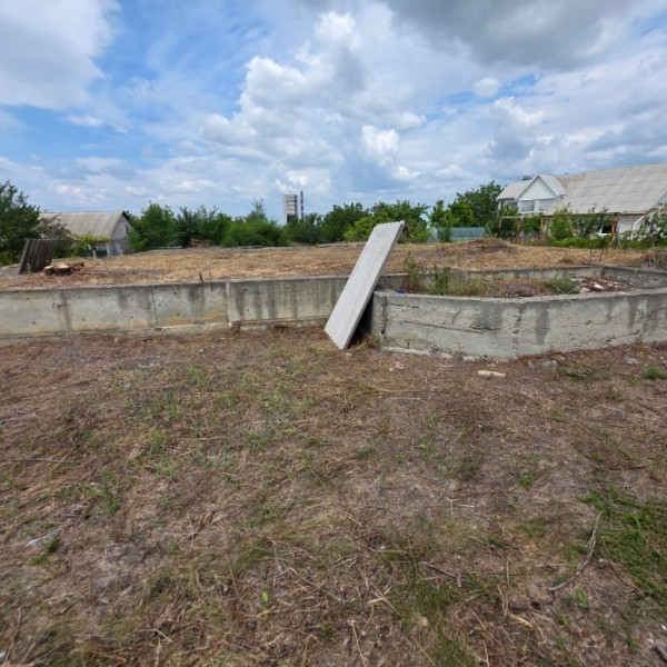 Фото Продам участок в г. Луганск Юбилейное ул. Солнечная