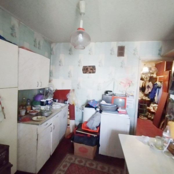 Продам 1-ю квартиру на кв. Ленинского комсомола