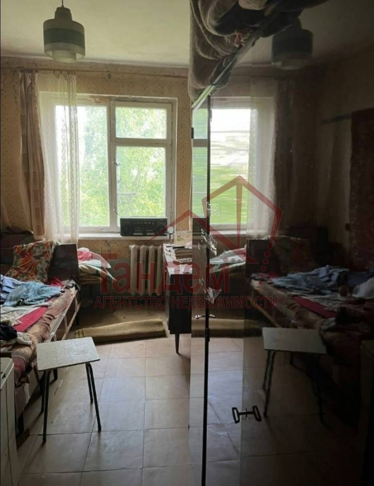 Фото комнатная 44м2 3/5эт кв. Волкова д. 25 - Объект №380