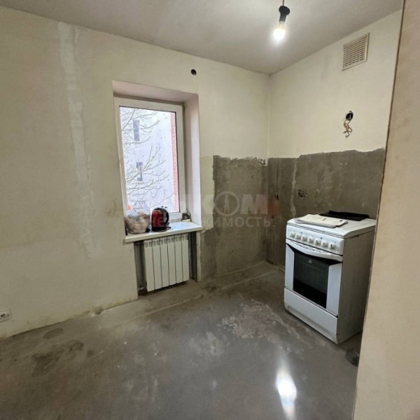 Продам 1к Героев Сталинграда 9