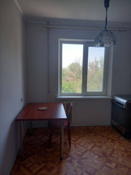Фото Сдается 2 комнаты в 3-х комнатной квартире, кв. Пролетариата Донбасса