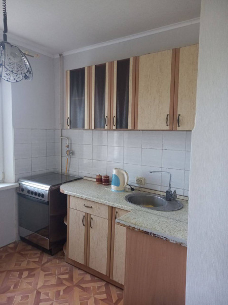 Фото Сдается 2 комнаты в 3-х комнатной квартире, кв. Пролетариата Донбасса
