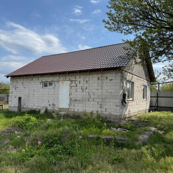 Фото Продам дом в Станице Луганской (кв. Молодежный)