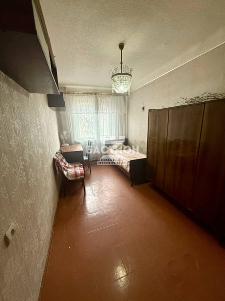 Фото 4-х комнатная квартира, квартал Волкова, 35 ID:2080054