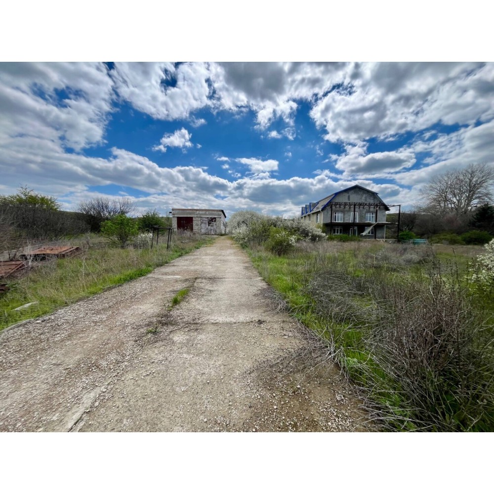Фото Продам коммерческую недвижимость ул. Фабричная