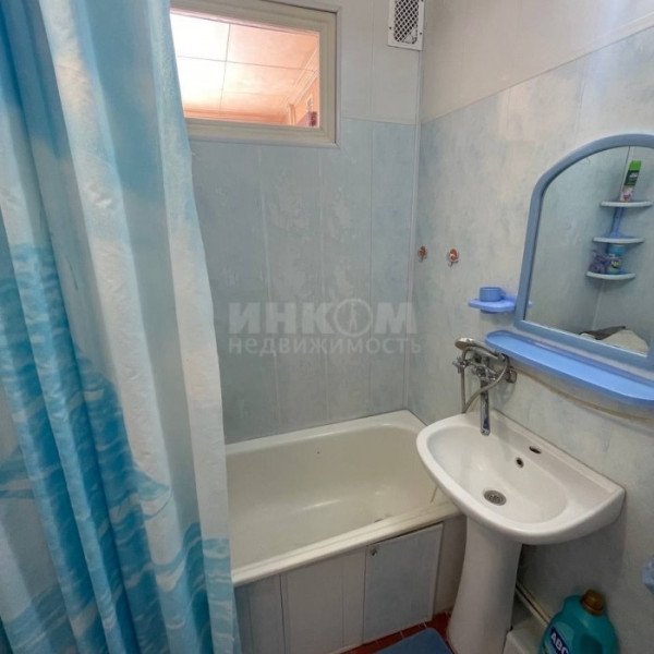 Фото Продам 1комн квартиру в г. Луганск кв. Волкова