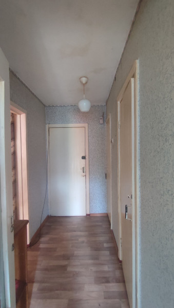 №888 Продается 1-но комнатная квартира в г. Перевальске, район магазина Матрешка