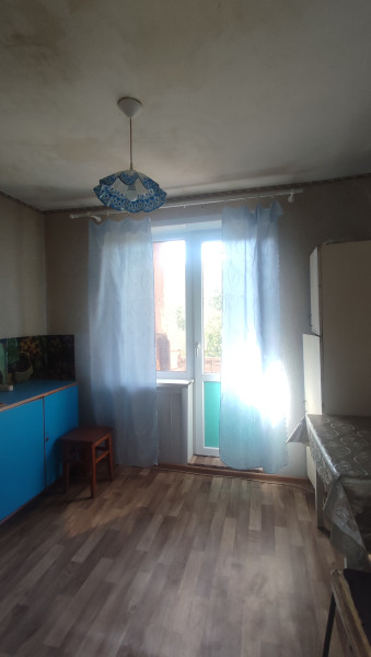Фото №888 Продается 1-но комнатная квартира в г. Перевальске, район магазина Матрешка