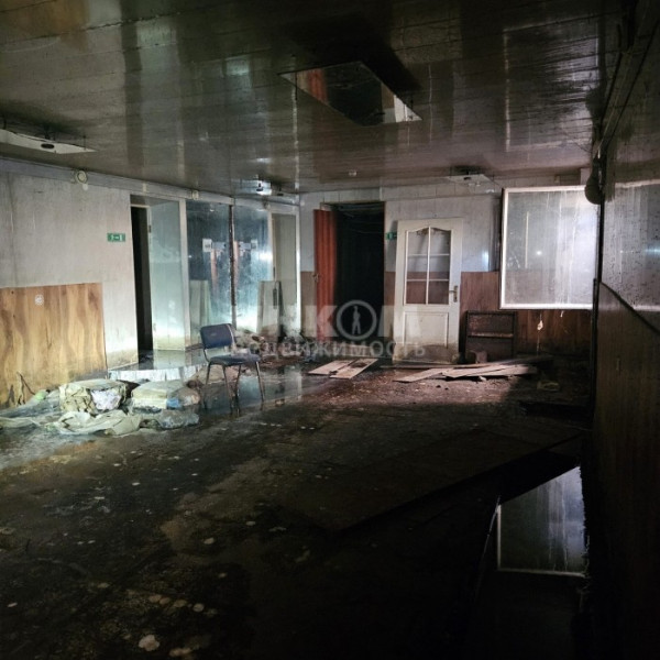 Фото Продам/Сдам помещение 143 м2 в г Луганск ул Демехина