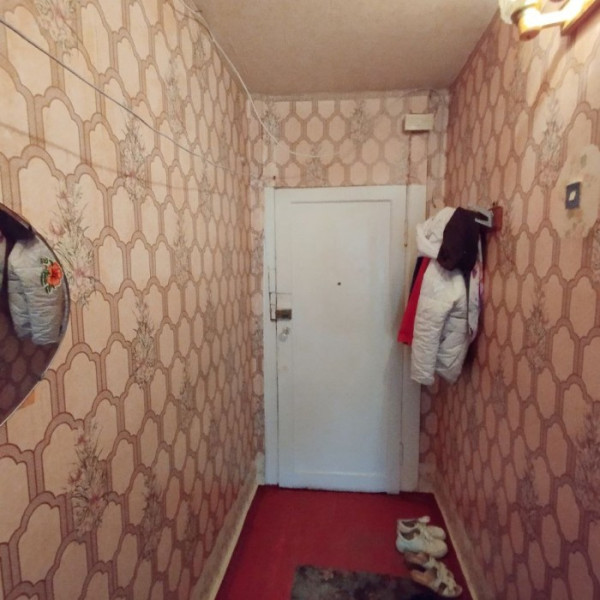 Фото Продам 1- ю квартиру на кв. Ватутина 4/5 эт