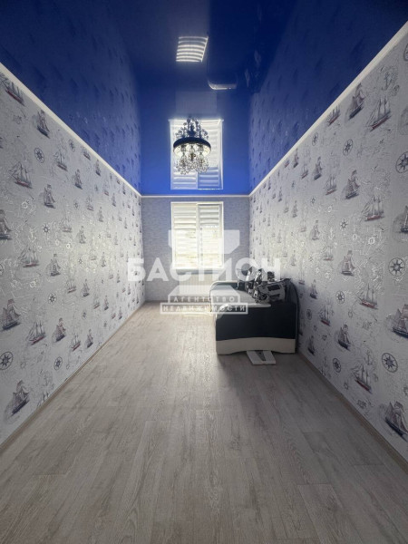 Фото 3-х комнатная квартира, ул. Горького 32, ID: 2227712