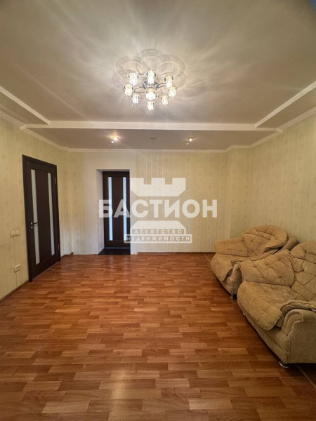 Фото 3-х комнатная квартира, ул. Горького 32, ID: 2227712
