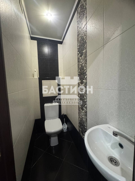 Фото 3-х комнатная квартира, ул. Горького 32, ID: 2227712