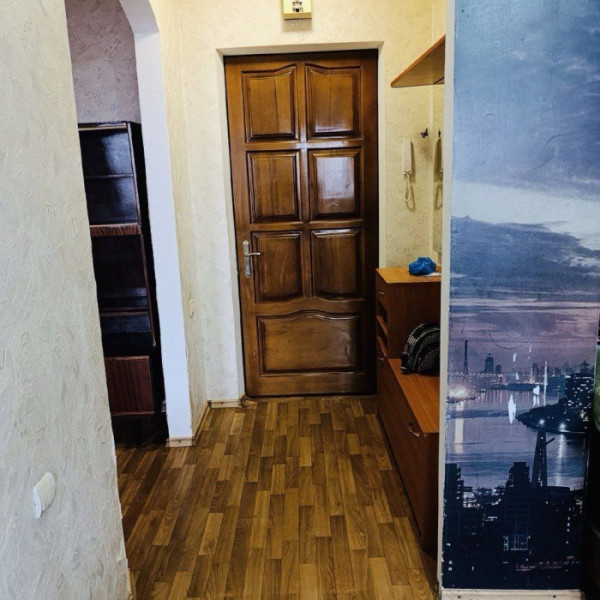 Фото Продам большую однокомнатную квартиру, район Мед. городка